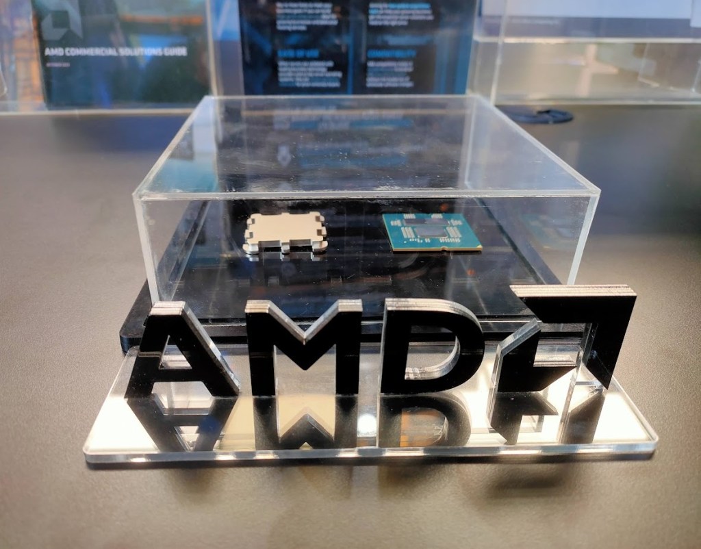 AMD Ryzen 8040, Ryzen Pro 8040, dan Ryzen Pro 8000 Series Hadir di Indonesia. Hadirkan Komputasi AI di Notebook dan&nbsp;Desktop