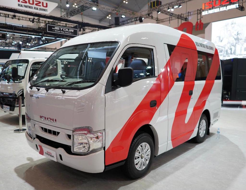 Debut di GIIAS 2024, Isuzu Traga Bus Ramaikan Segmen Angkutan Penumpang. Ini&nbsp;Keunggulannya!