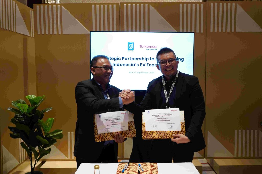 Telkomsel x Mobil Anak Bangsa Bersinergi Kembangkan Ekosistem Kendaraan Listrik Ramah&nbsp;Lingkungan